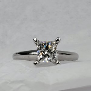 princess cut diamond solitaire ring