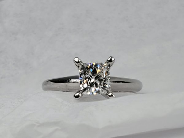 princess cut diamond solitaire ring